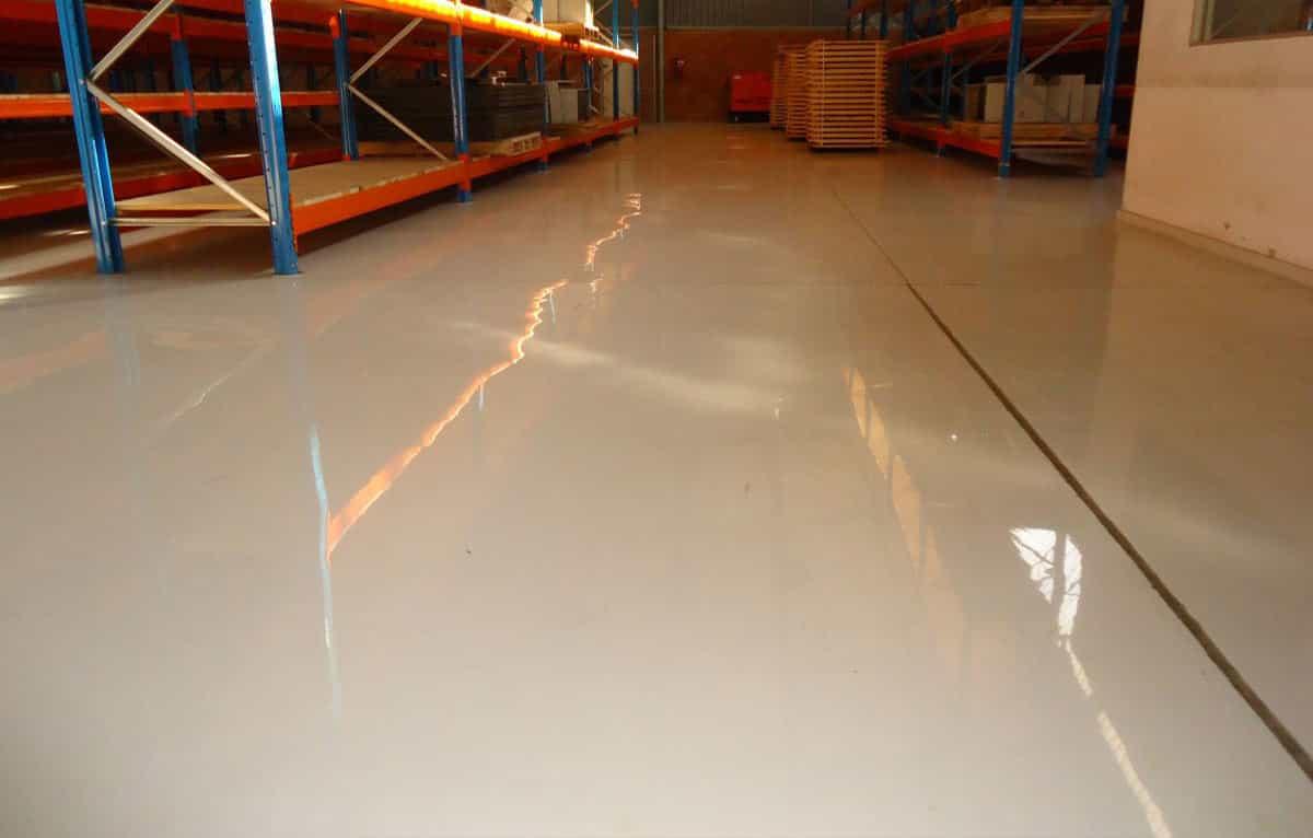 Key Features of Our Self-Leveling Epoxy Flooring: